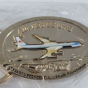 Air Force One Pavilion Grand Opening Key Chain Ronald Reagan New October 2005